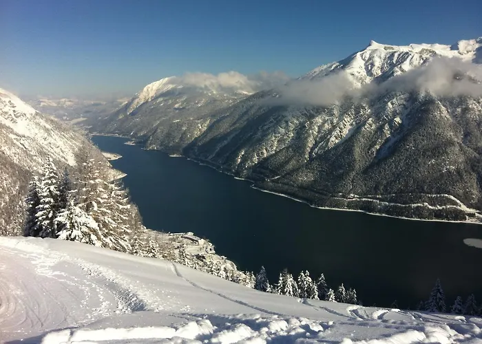 アパート Koller ペルティサウ